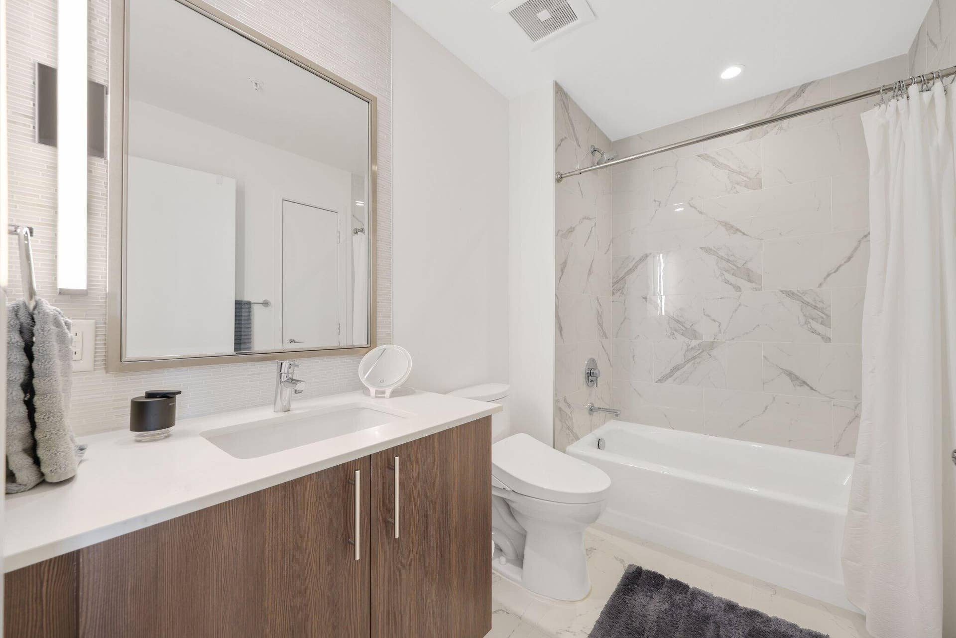 236 Southeast 5th Avenue - 36.jpg-SMALL