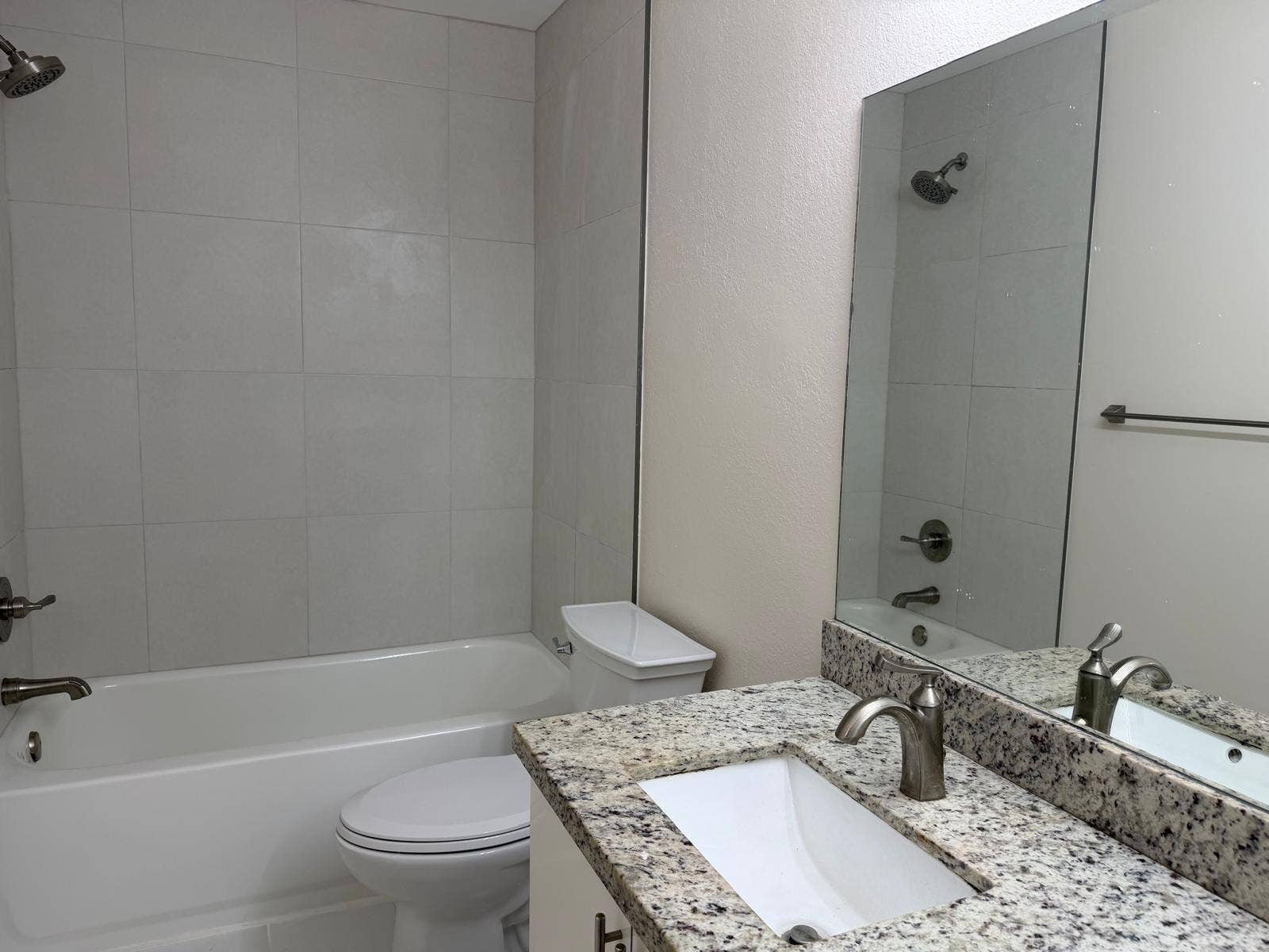 2926 S UNIVERSITY Drive, #6105, Davie, Davie, FL 33328 9411ee93-f8bc-41fd-8472-75c0ef8a674d
