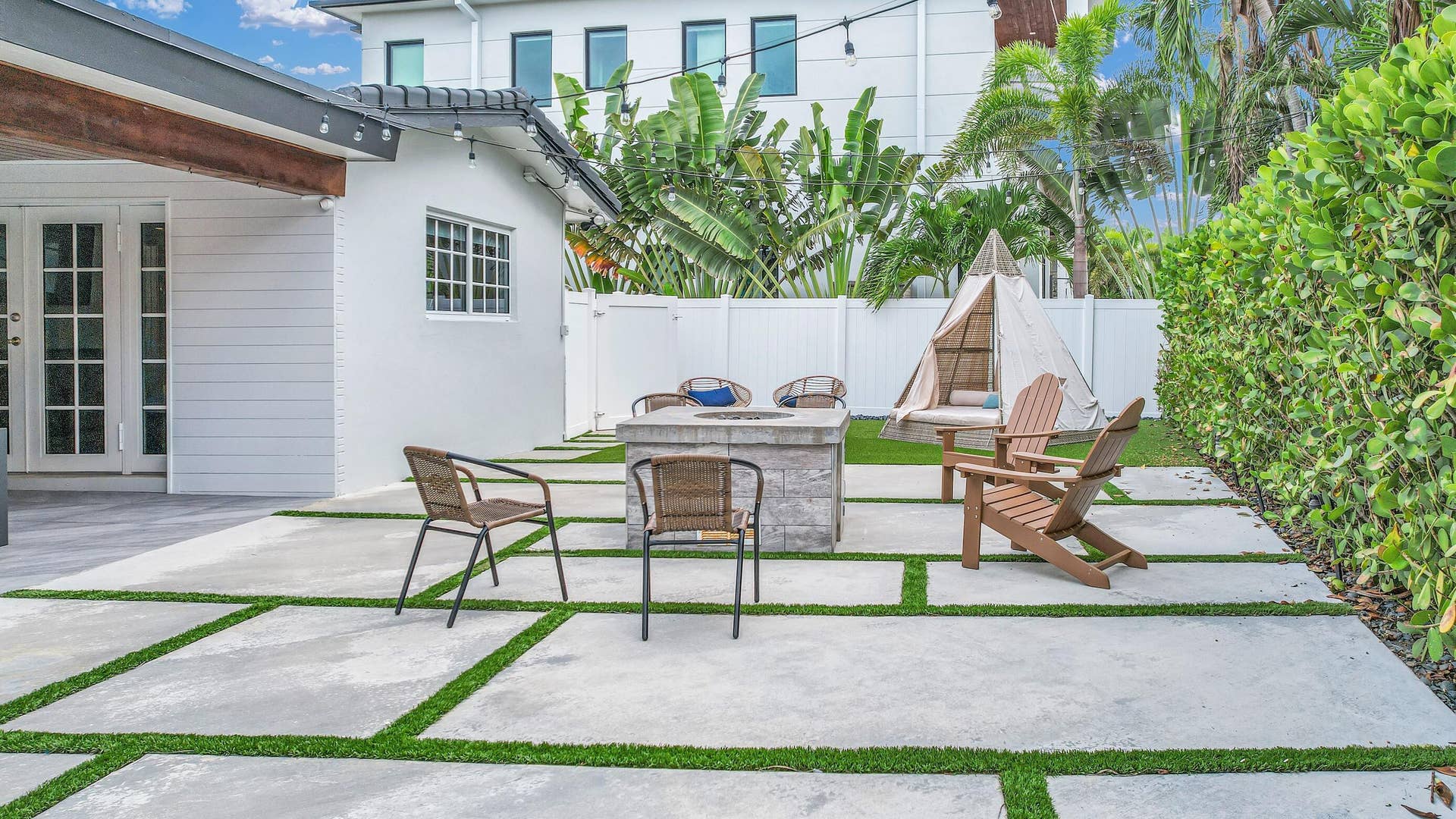 701 Appleby Street, Boca Raton, Boca Raton, FL 33487 20241002004258585065000000-o