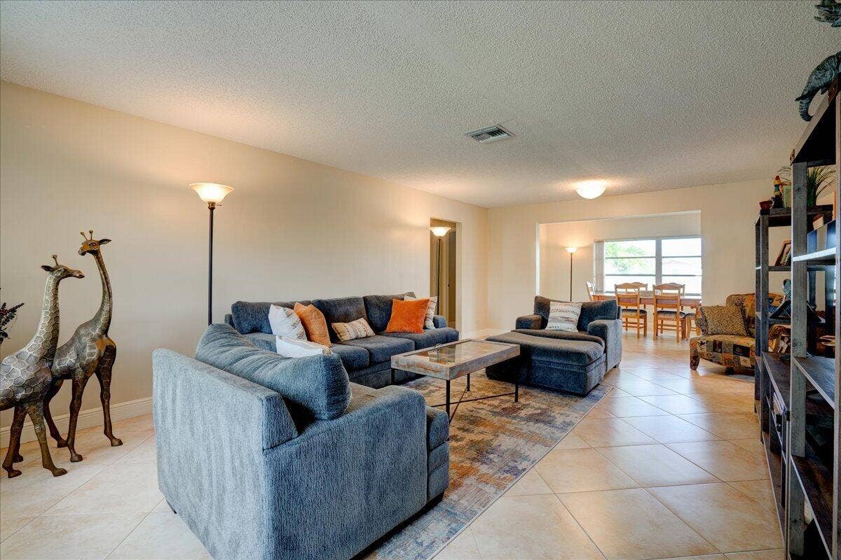 05-14315 Amapola Drive-1