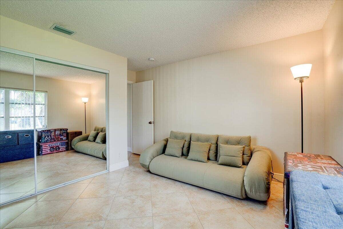 14315 AMAPOLA Drive, Delray Beach, FL 33484 35-14315 Amapola Drive-26