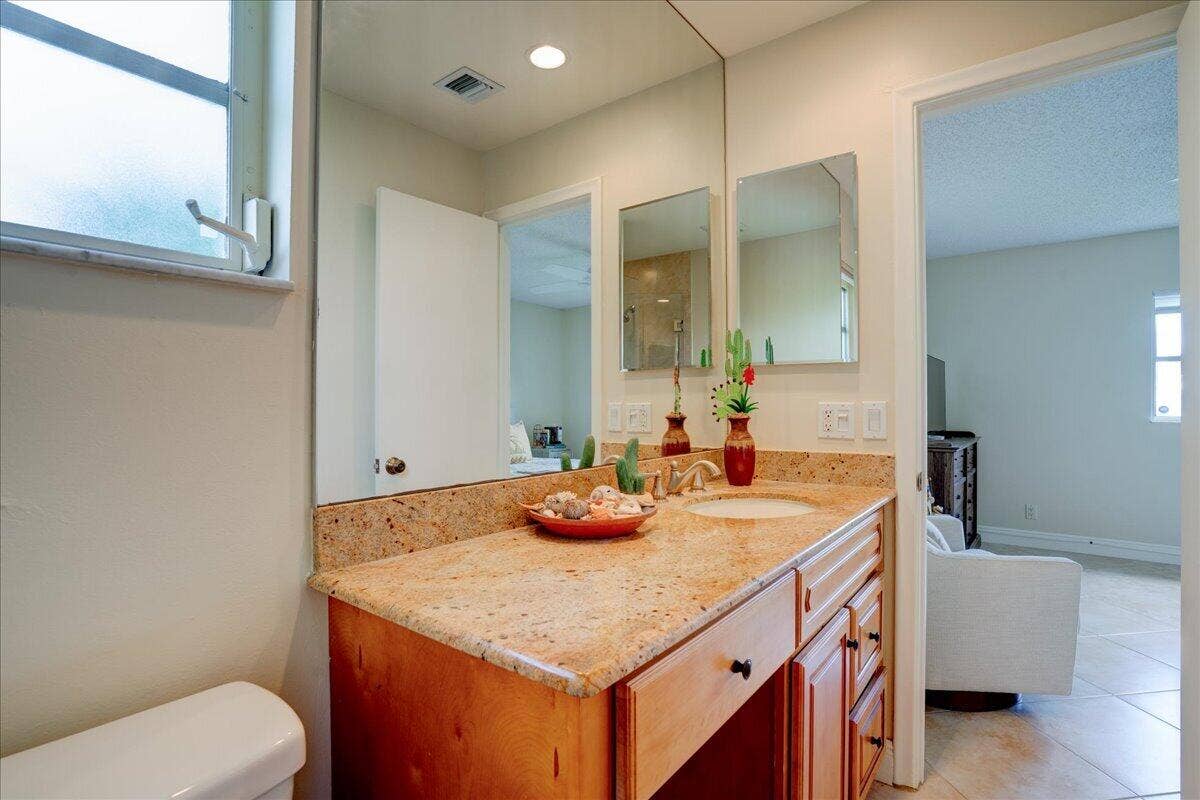 14315 AMAPOLA Drive, Delray Beach, FL 33484 31-14315 Amapola Drive-35