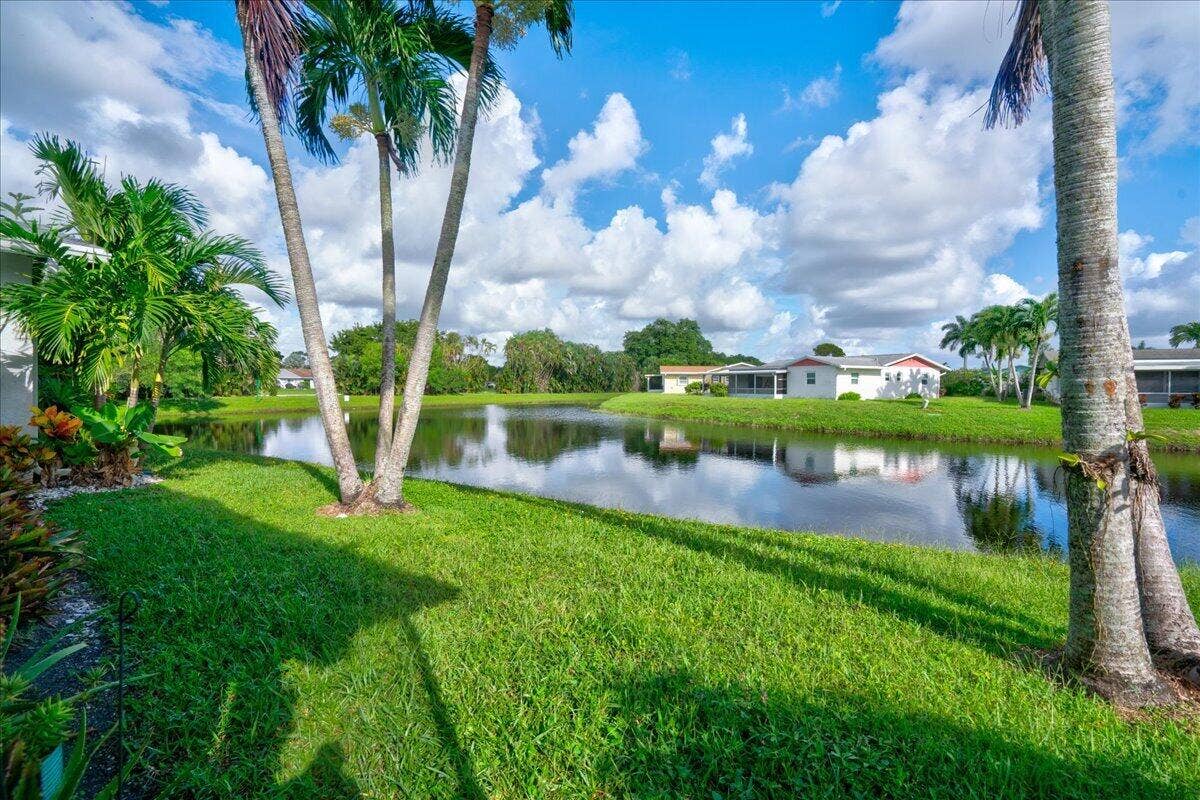 14315 AMAPOLA Drive, Delray Beach, FL 33484 39-14315 Amapola Drive-36