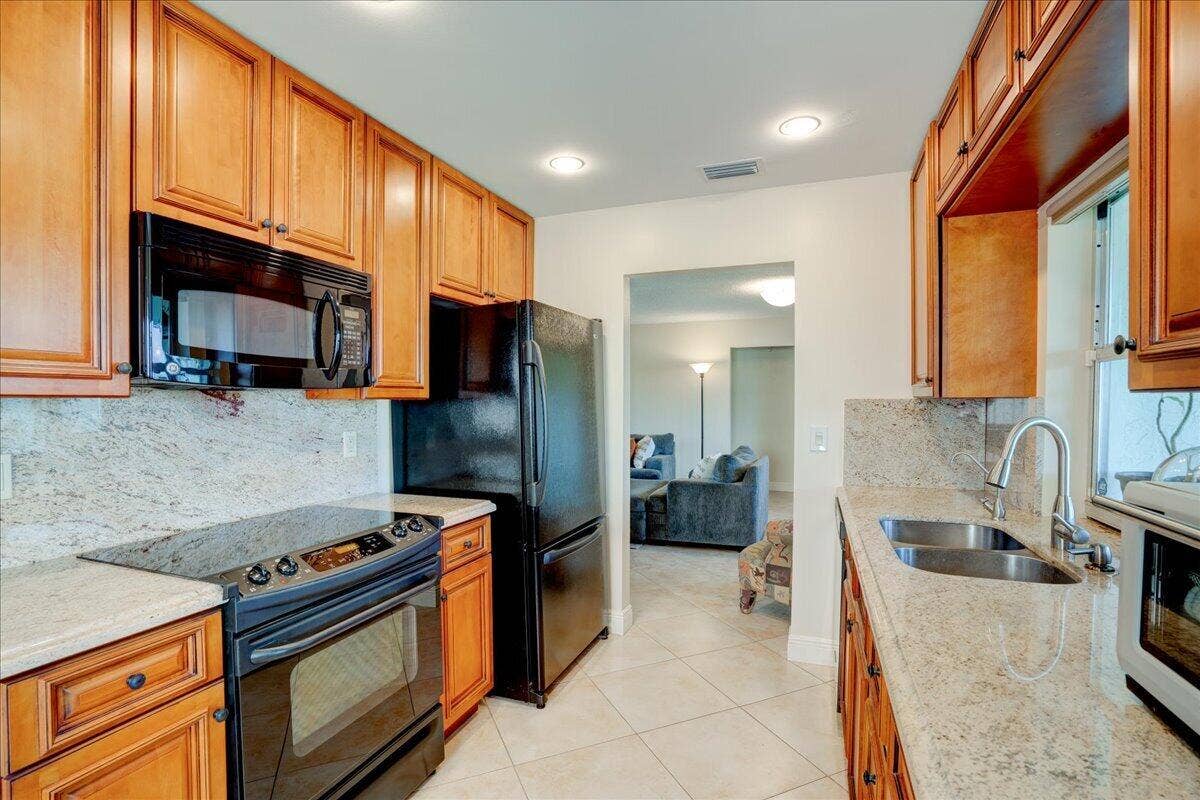 14315 AMAPOLA Drive, Delray Beach, FL 33484 24-14315 Amapola Drive-20