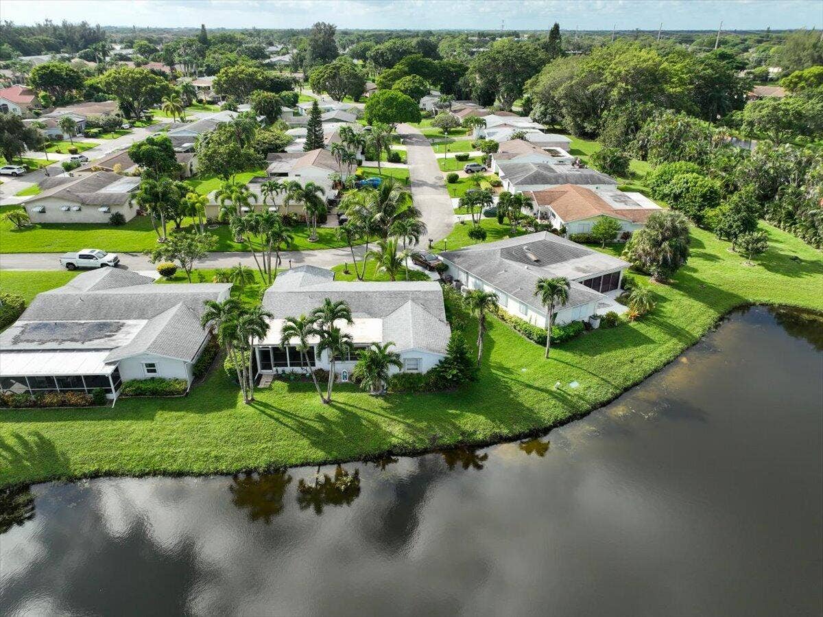 14315 AMAPOLA Drive, Delray Beach, FL 33484 43-14315 Amapola Drive-51