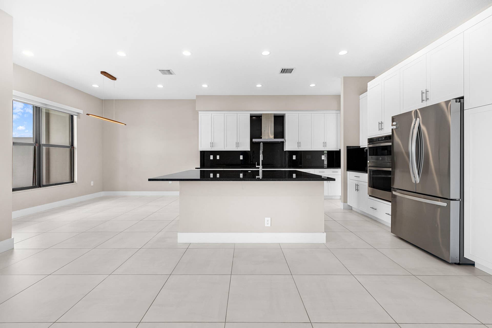 20027 Hirono Lane, Boca Raton, FL 33434 Kitchen