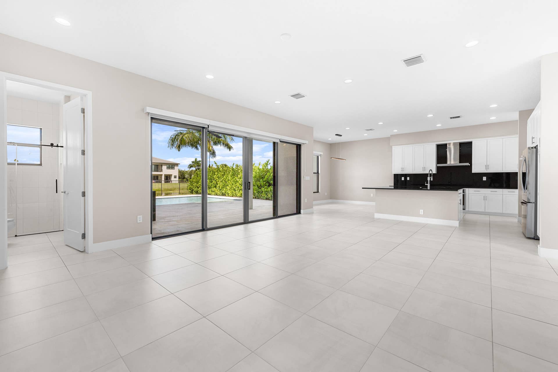 20027 Hirono Lane, Boca Raton, FL 33434 Kitchen