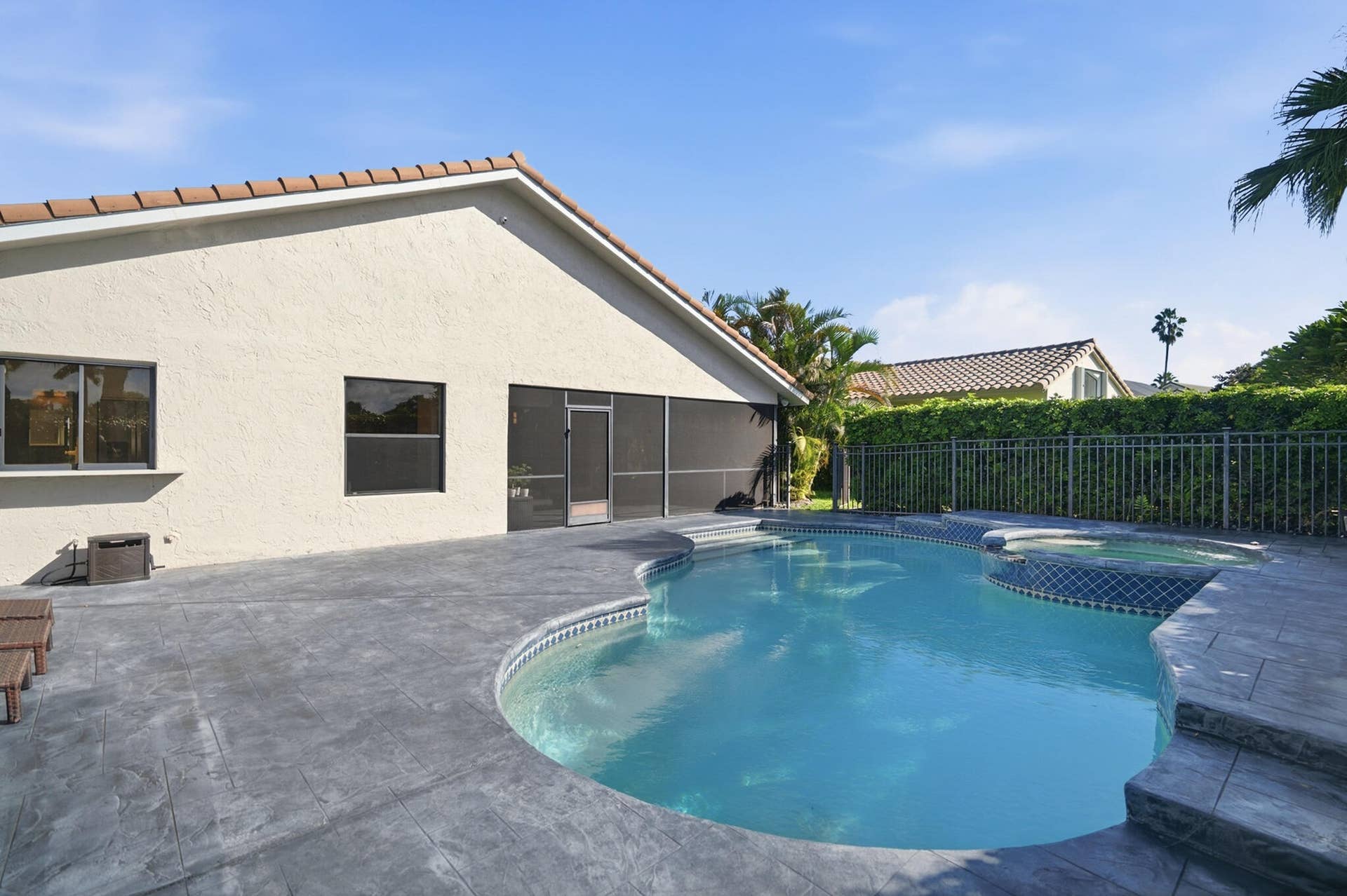 Full Pool