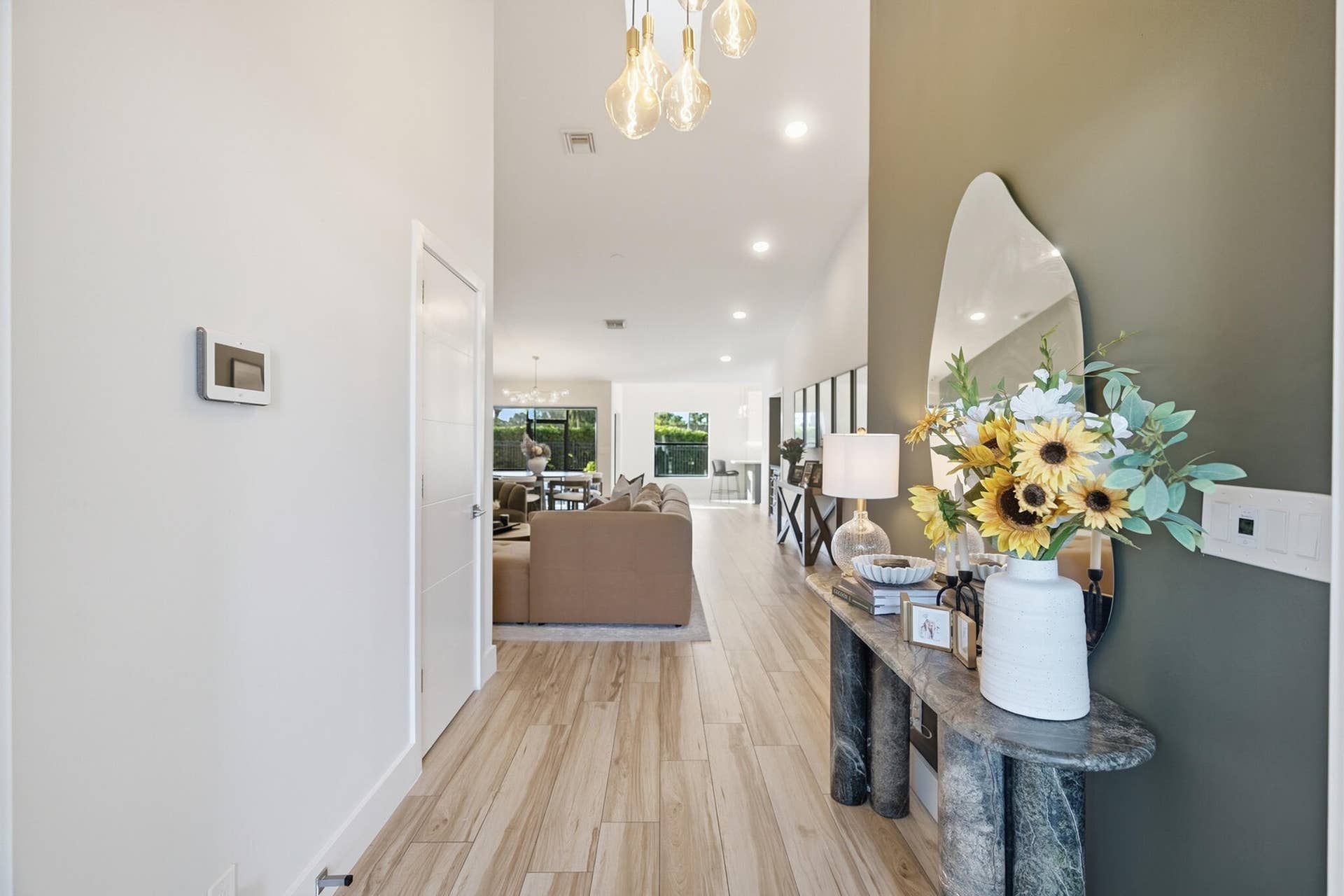 Entry Way/Foyer