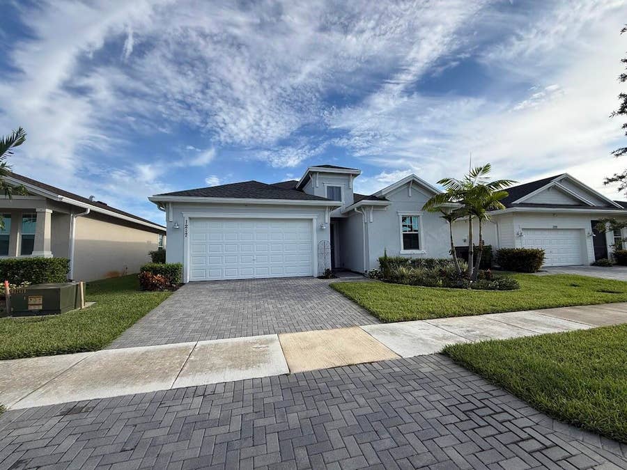 Property photo for 1217 SE CROSSWOOD Way, Port St Lucie, FL