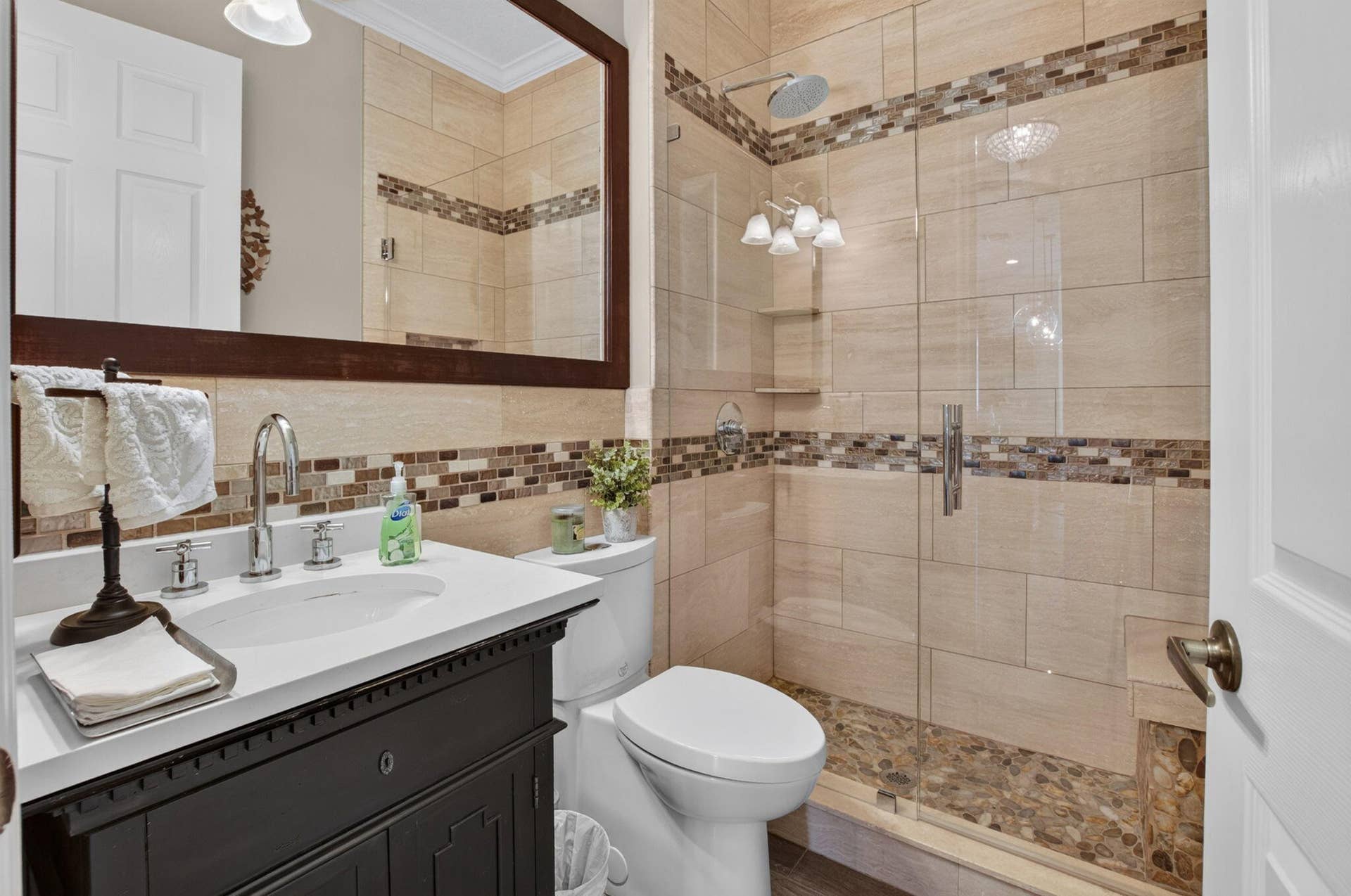 6611 Jessica Court, Lake Worth, FL 33467 Bathroom 2