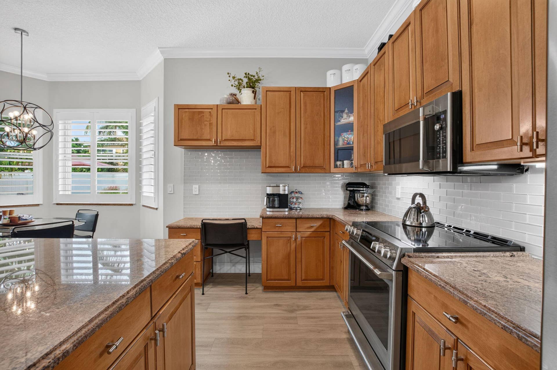 6611 Jessica Court, Lake Worth, FL 33467 Kitchen 4