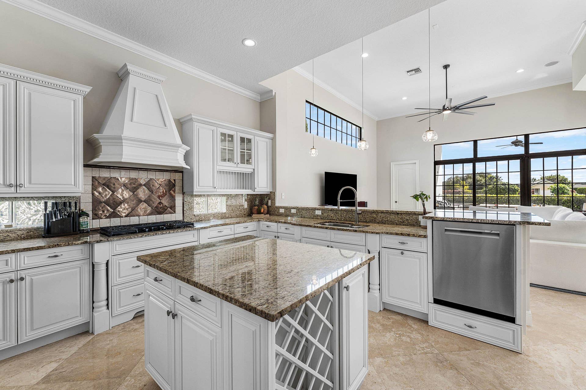 Kitchen/Family Room