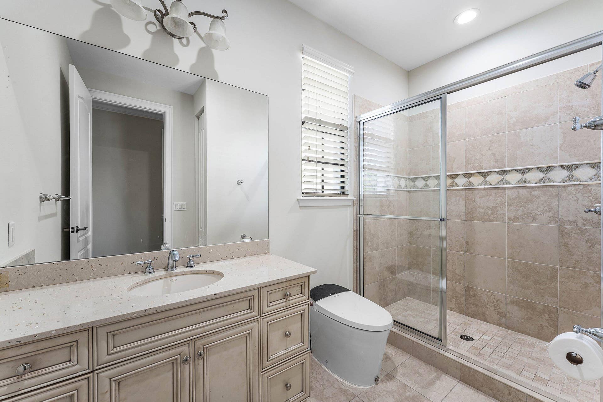 Ensuite #2