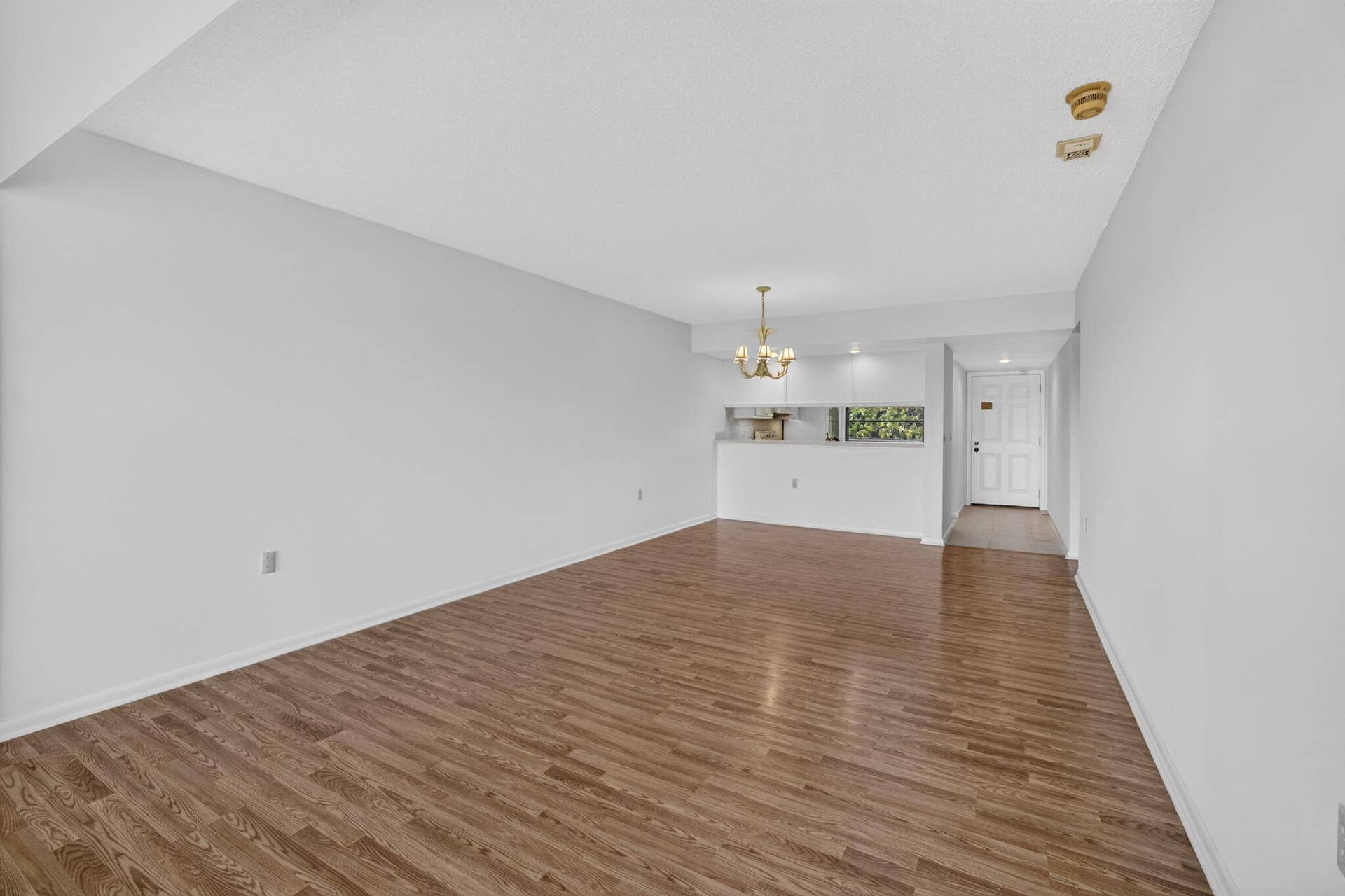 3710 WHITEHALL Drive, #401, West Palm Beach, FL 33401 10-web-or-mls-5D1A6749