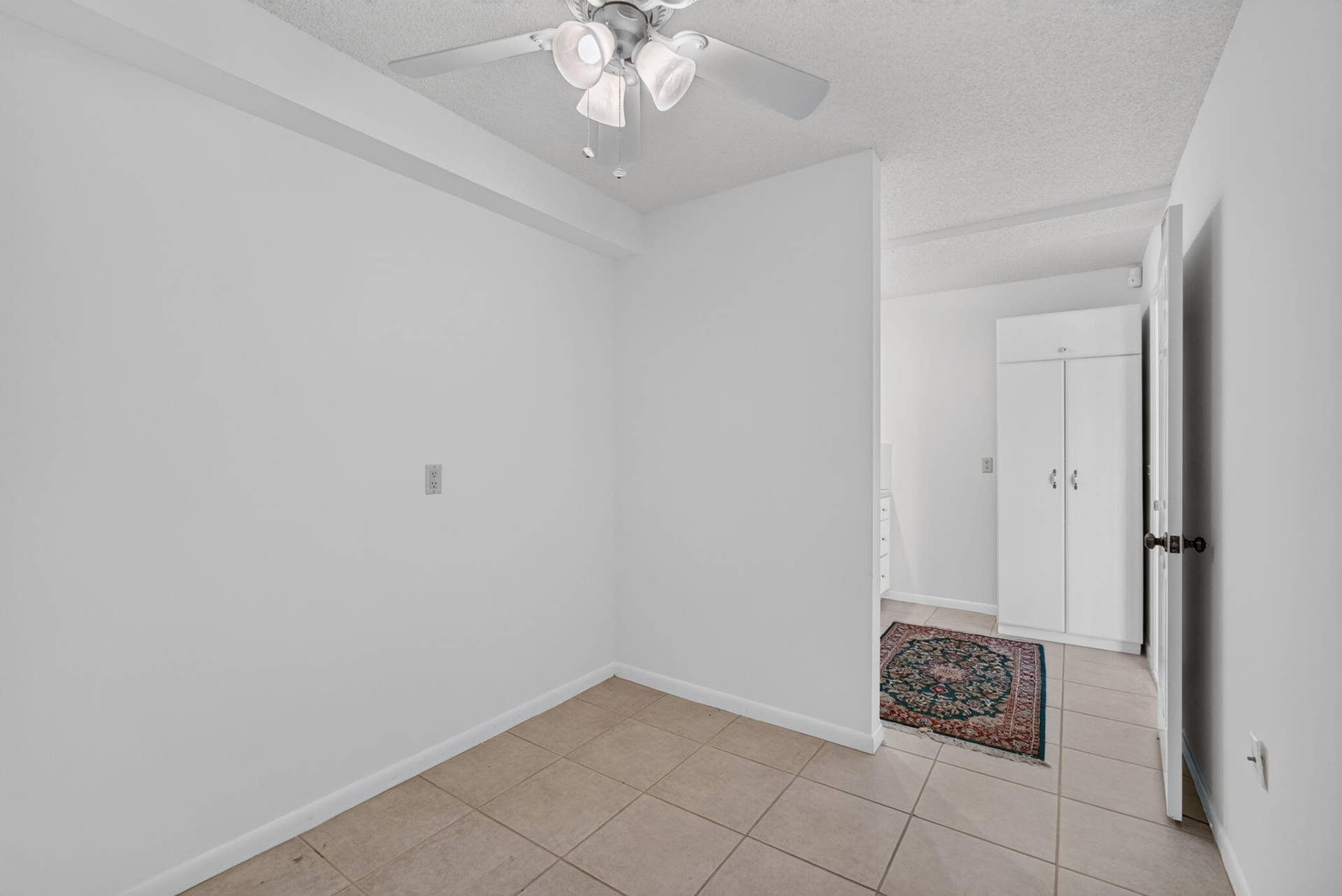 3710 WHITEHALL Drive, #401, West Palm Beach, FL 33401 Extra Room can be an Office/Storage