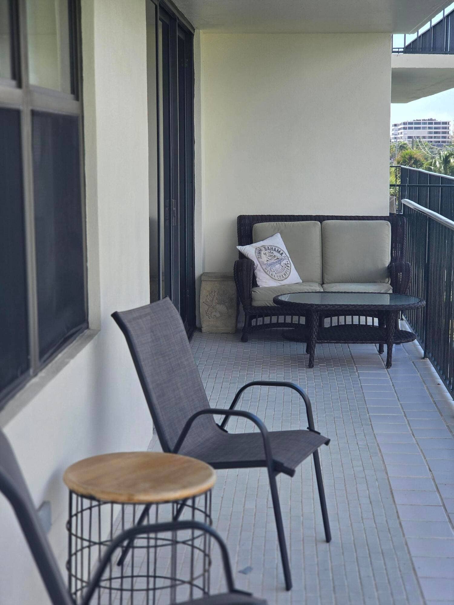 balcony-1