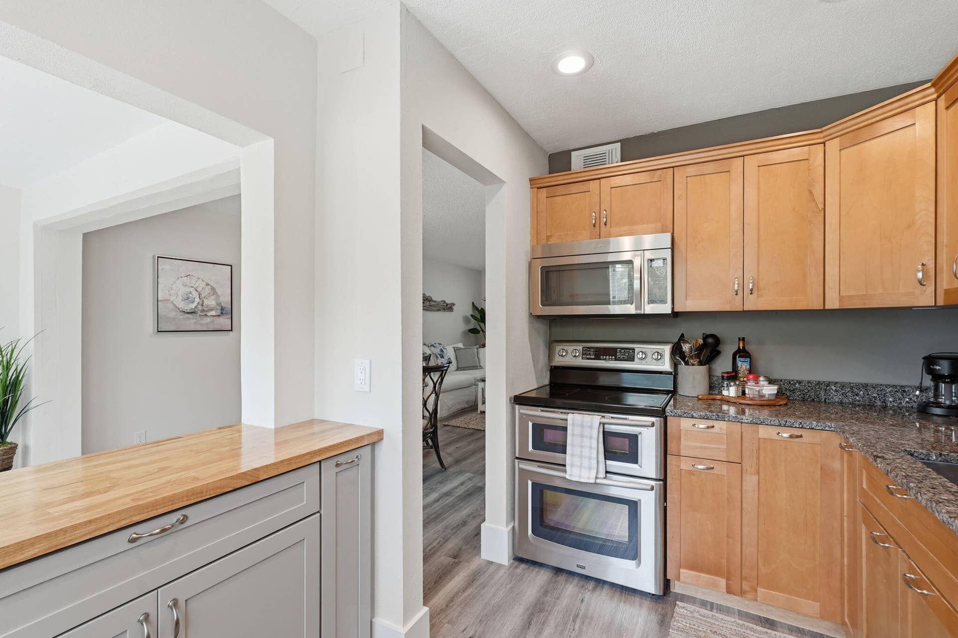 20 COLONIAL CLUB Drive, #202, Boynton Beach, FL 33435 23-web-or-mls-20_Colonial_Club_Dr_Unit_2