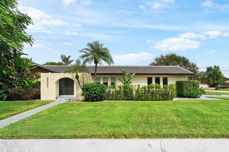 Property photo for 2013 ARDLEY Road, North Palm Beach, FL