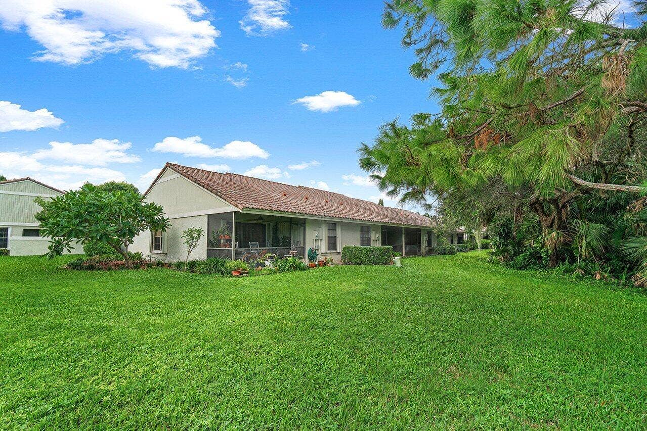 032-462HardwoodPlace-BocaRaton-FL-33431-
