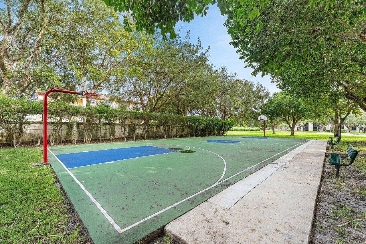042-462HardwoodPlace-BocaRaton-FL-33431-