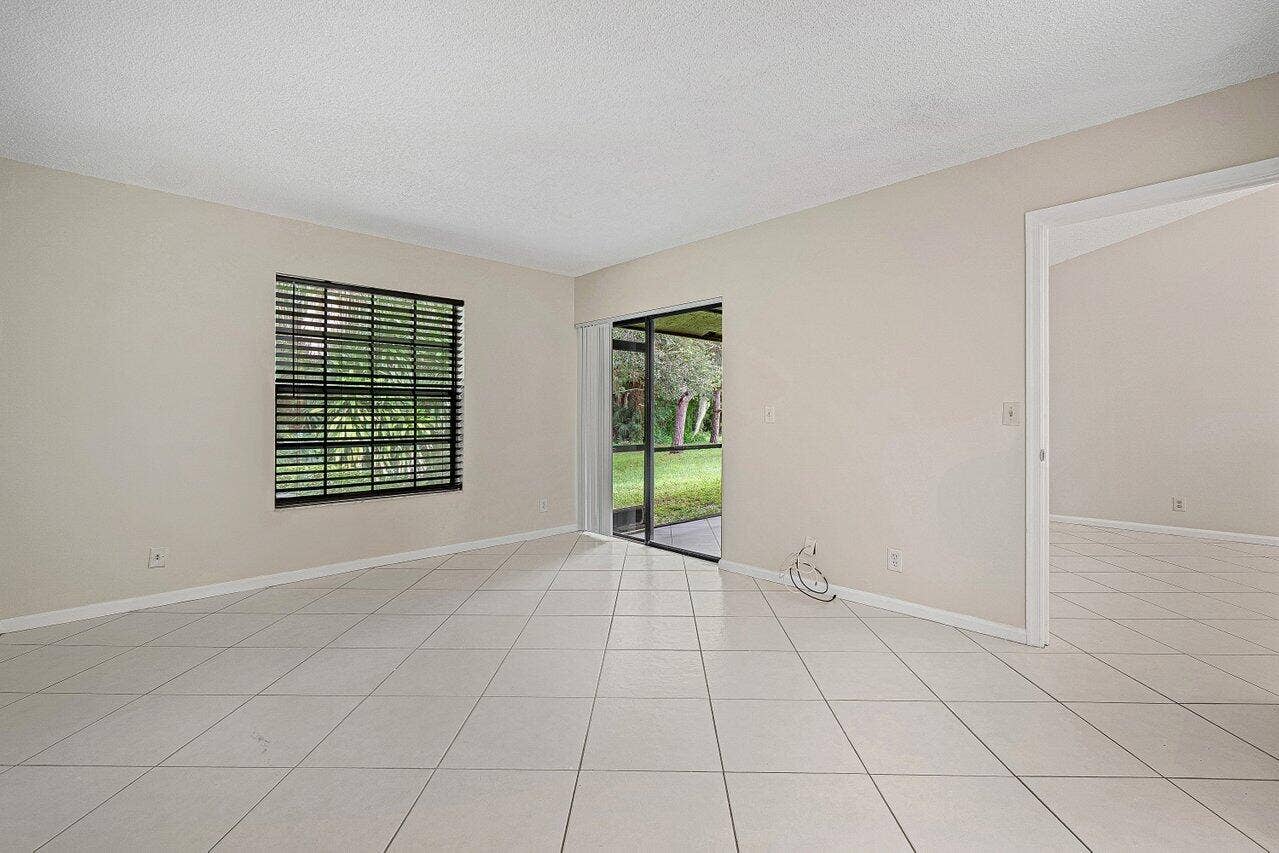 027-462HardwoodPlace-BocaRaton-FL-33431-