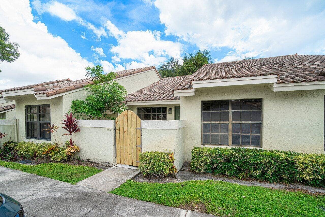 003-462HardwoodPlace-BocaRaton-FL-33431-