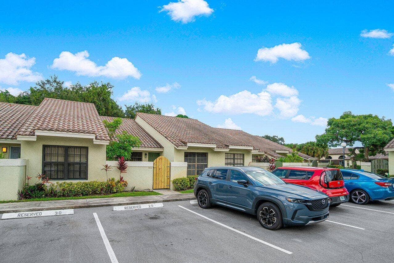 004-462HardwoodPlace-BocaRaton-FL-33431-