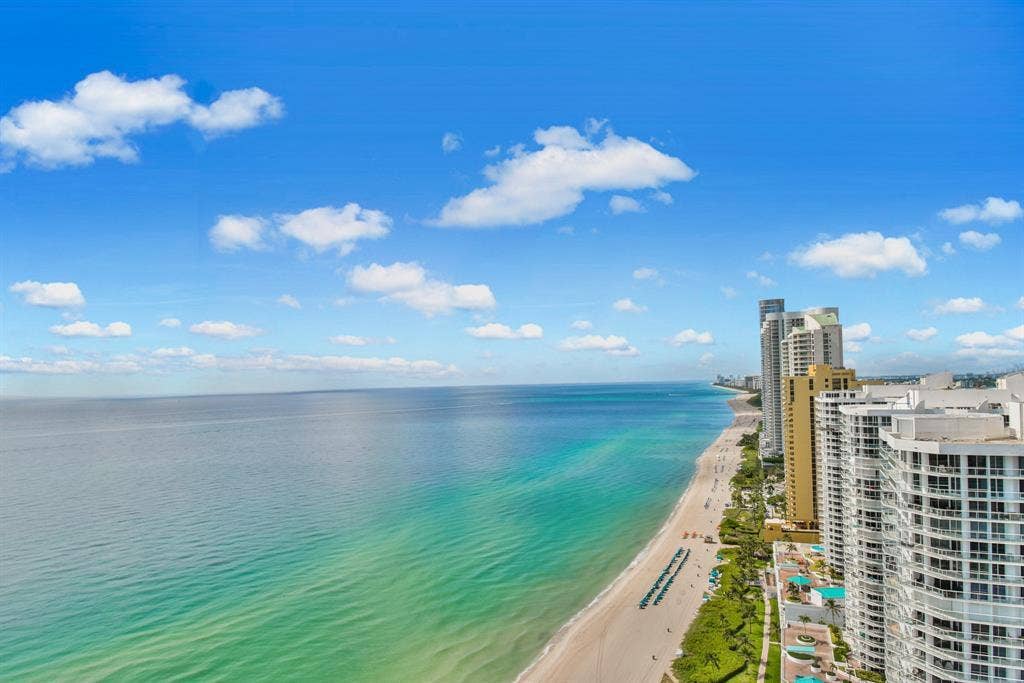 16699 COLLINS Avenue, #3407, Sunny Isles Beach, Sunny Isles Beach, FL 33160 GetMedia - 2025-04-28T143907.499