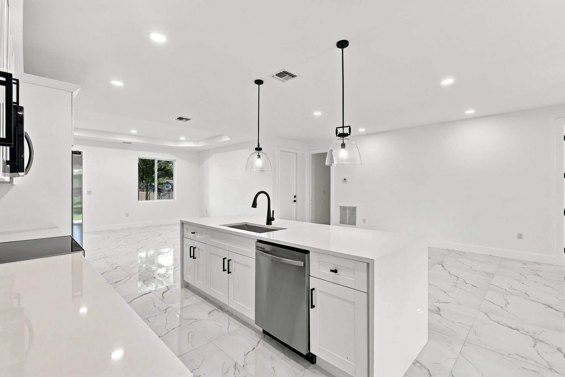 kitchen/ dining room