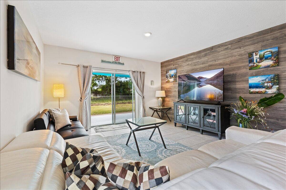 11-Living Room