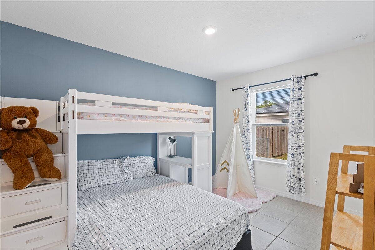 21-Bedroom