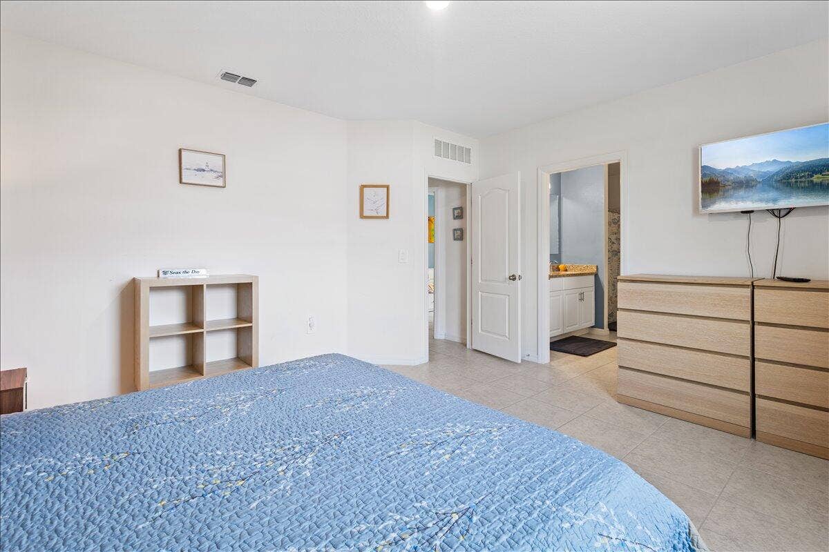 18-Bedroom