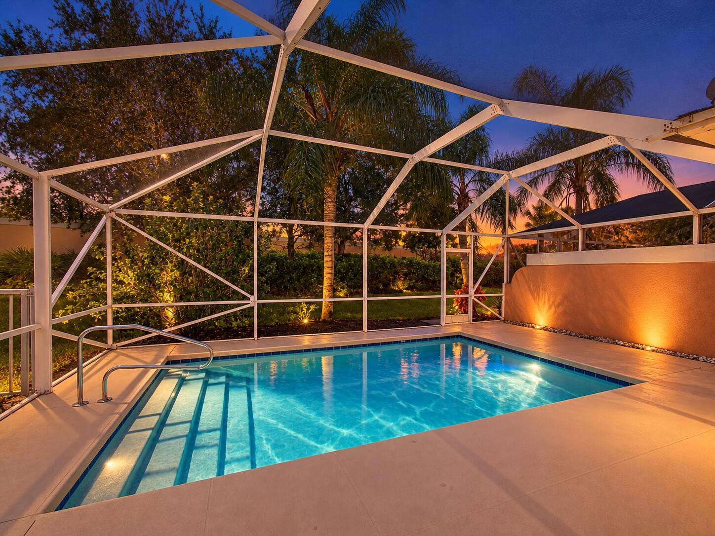 Night Shot Pool