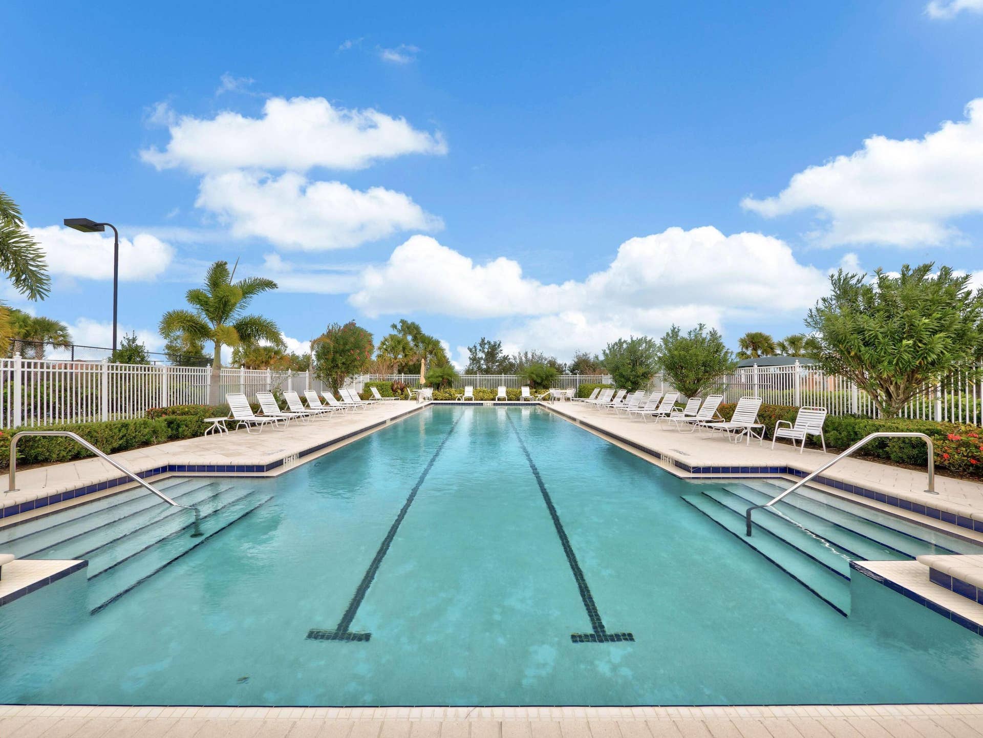 The Lakes Amenities