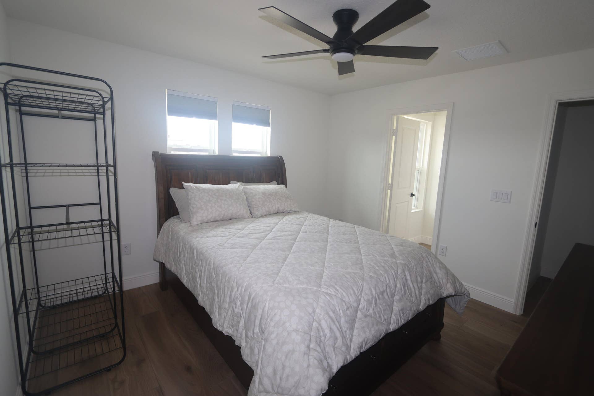 24 up bedroom 5