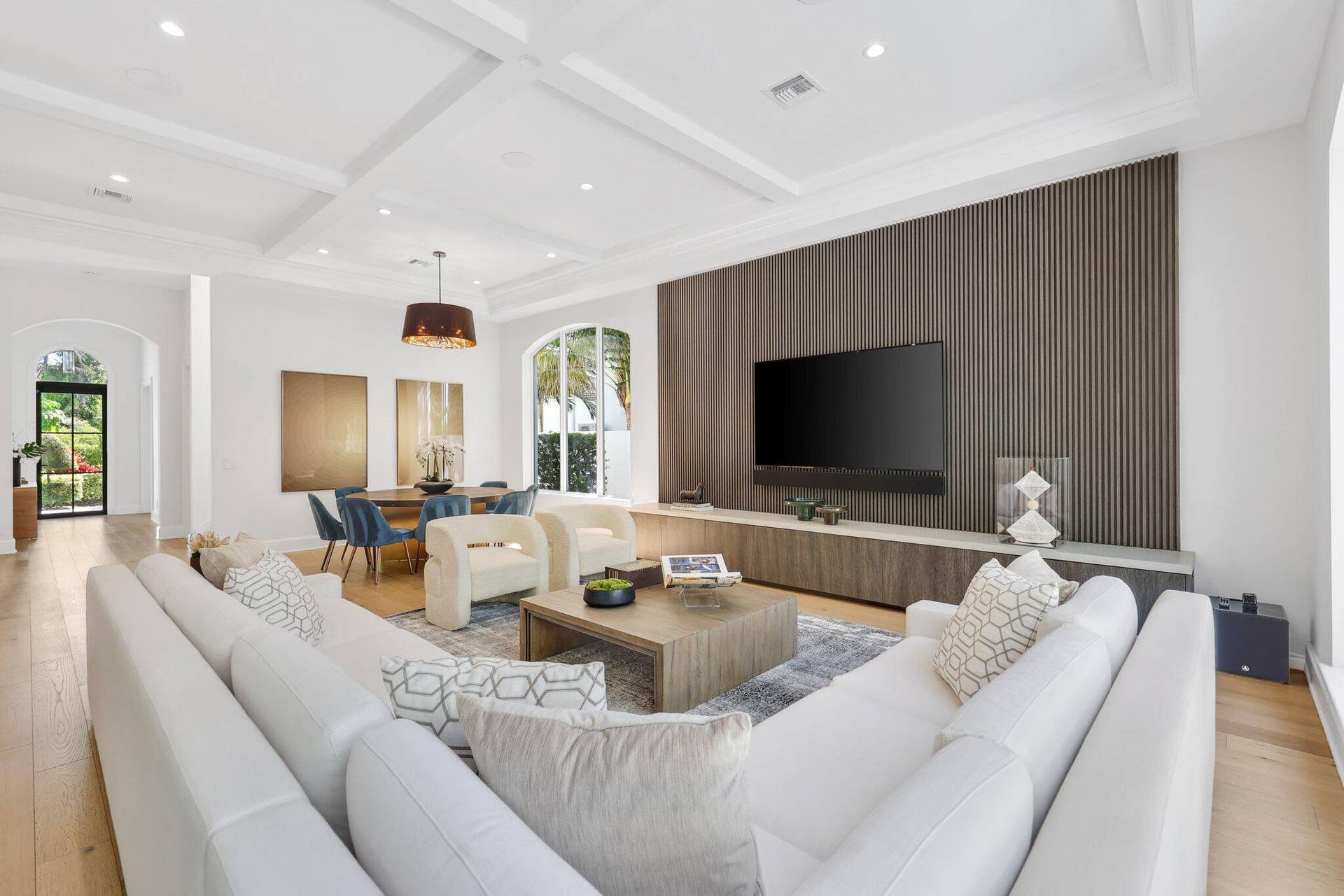 755 W Fern Drive, Boca Raton, FL 33432 Living Room