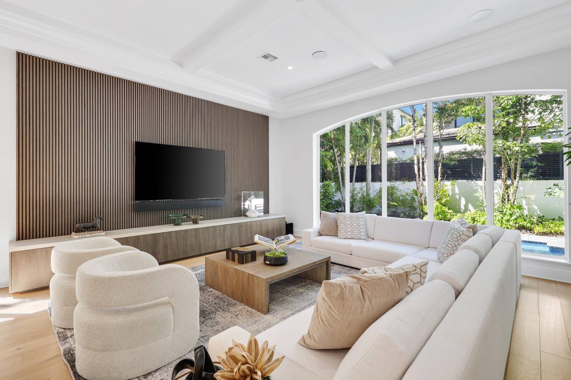 755 W Fern Drive, Boca Raton, FL 33432 Living Room