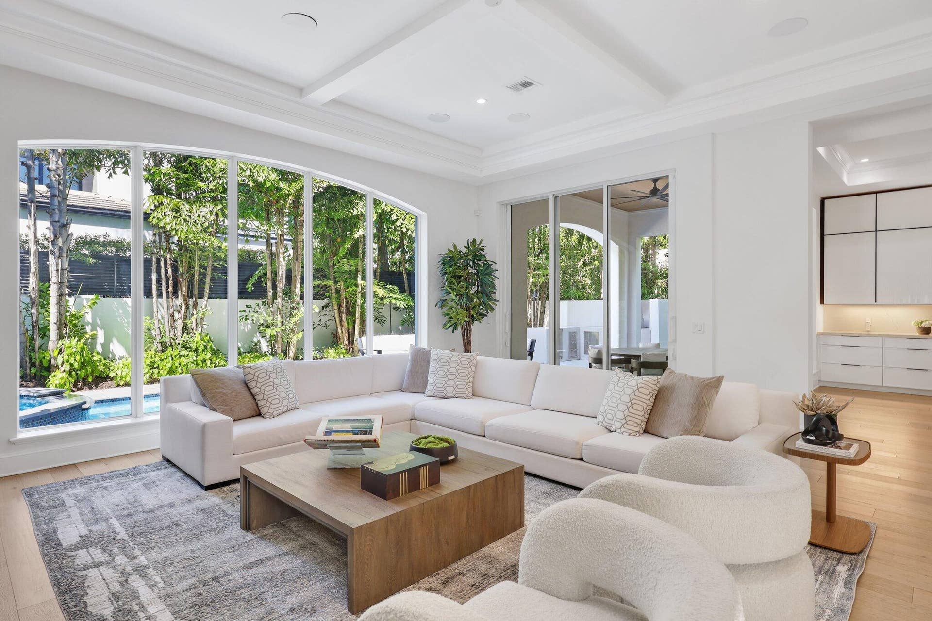 755 W Fern Drive, Boca Raton, FL 33432 Living Room