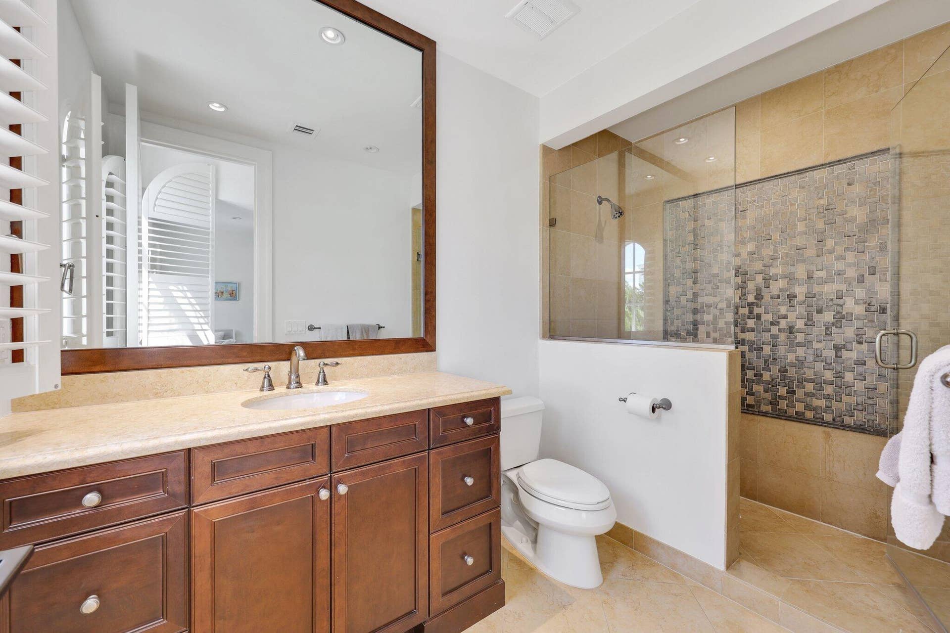755 W Fern Drive, Boca Raton, FL 33432 Bathroom 4