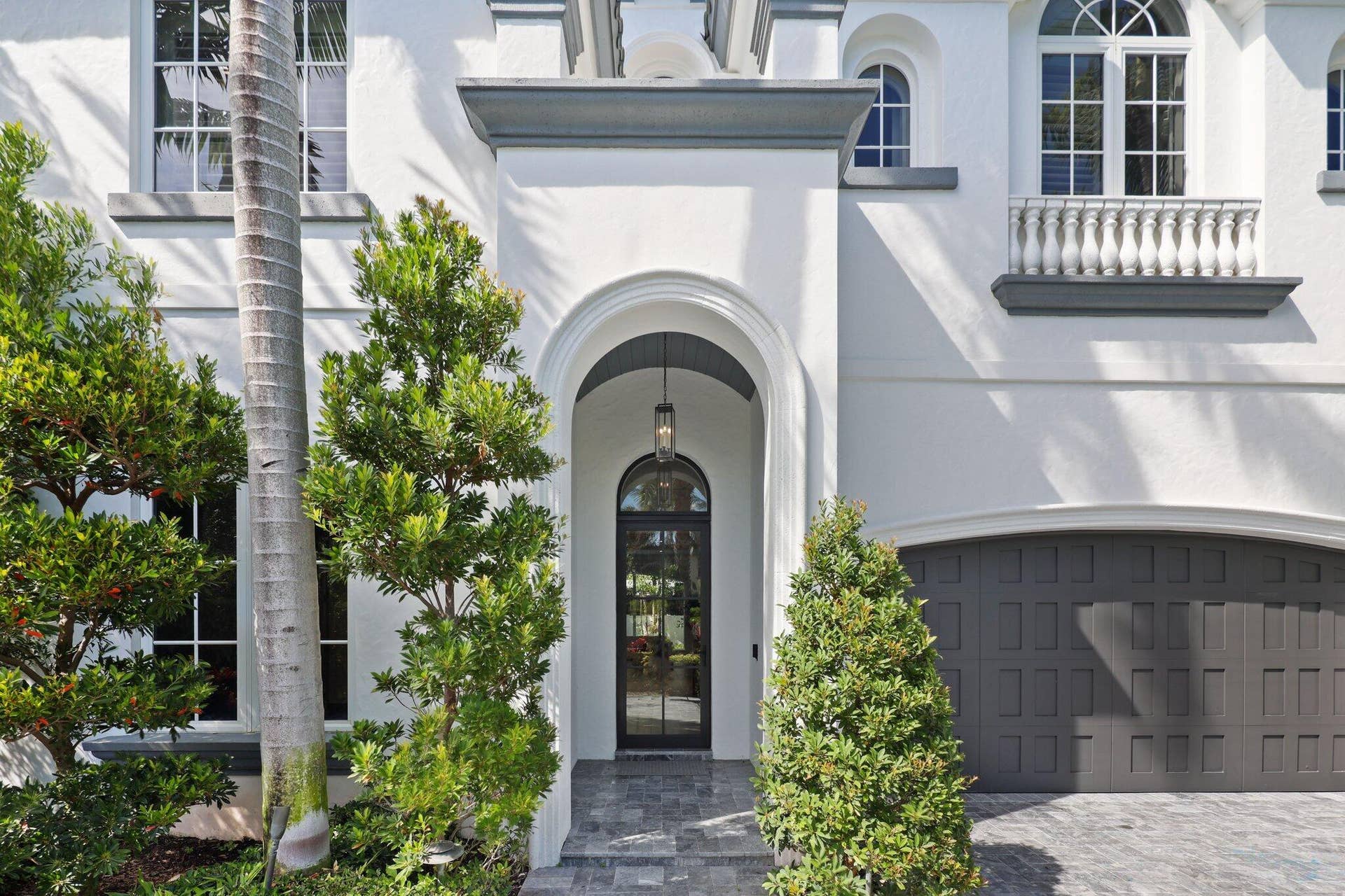 755 W Fern Drive, Boca Raton, FL 33432 Entrance