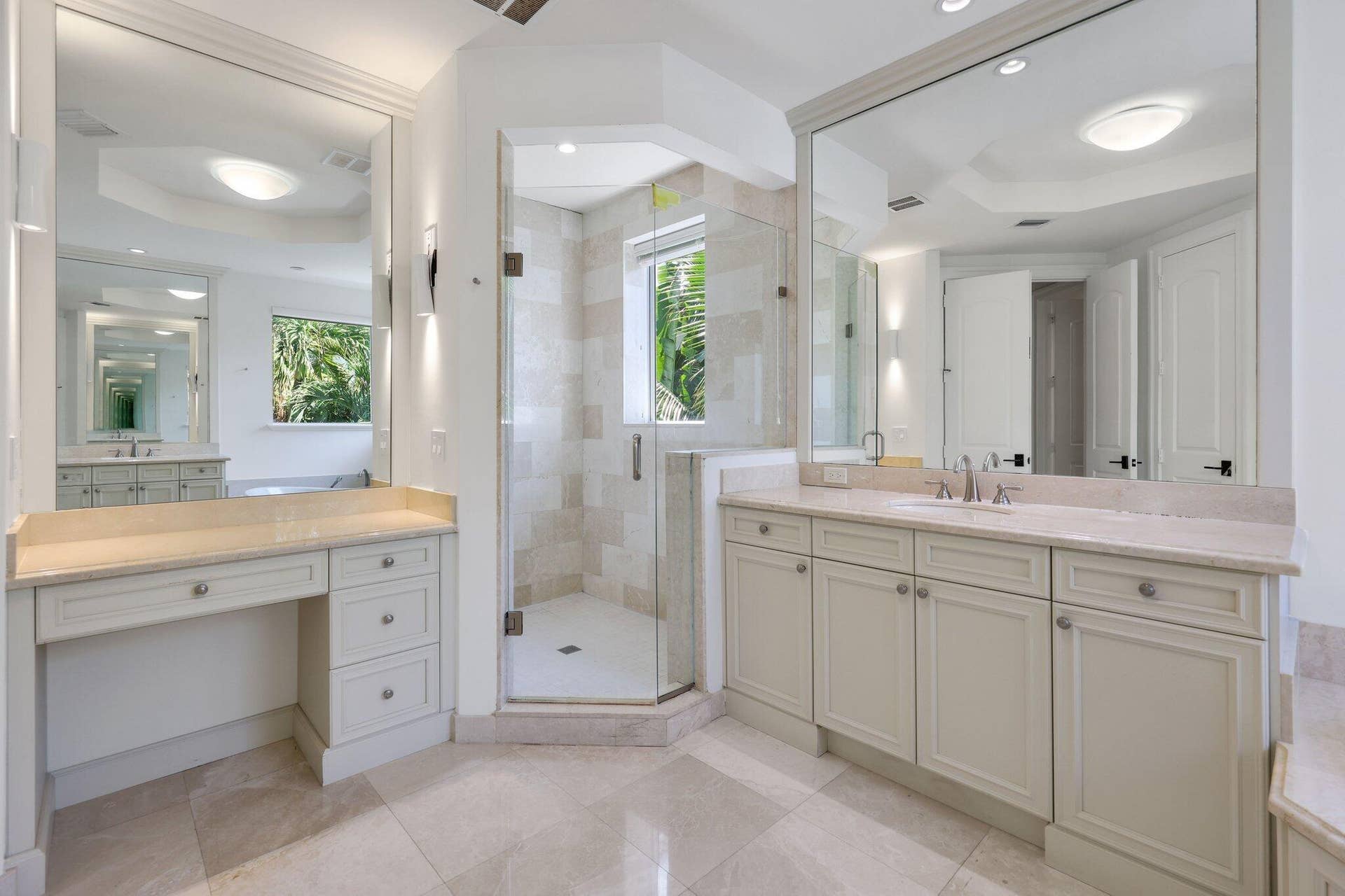 755 W Fern Drive, Boca Raton, FL 33432 Primary Bathroom