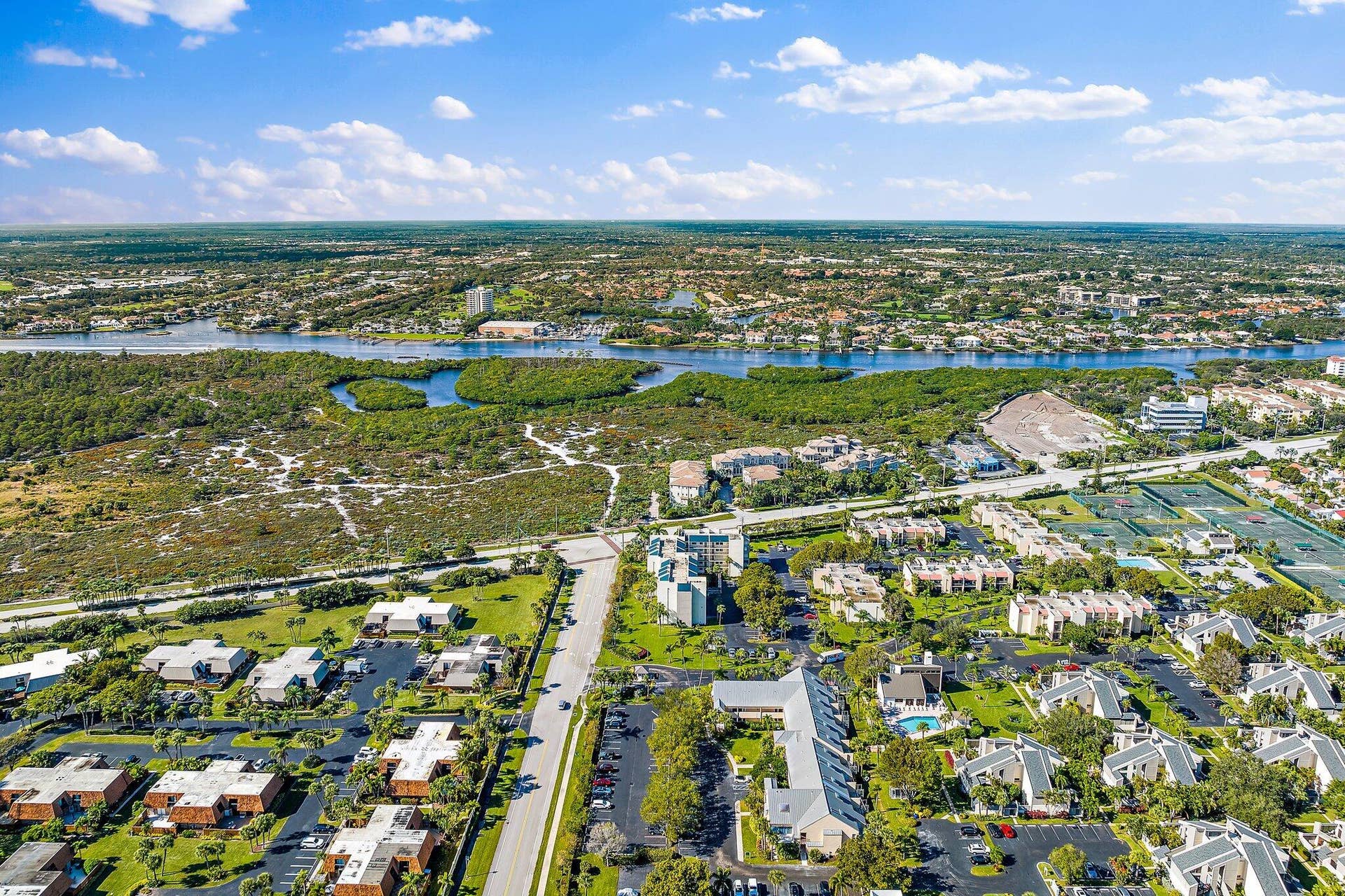 024-1605US1NM1103-Jupiter-FL-SMALL