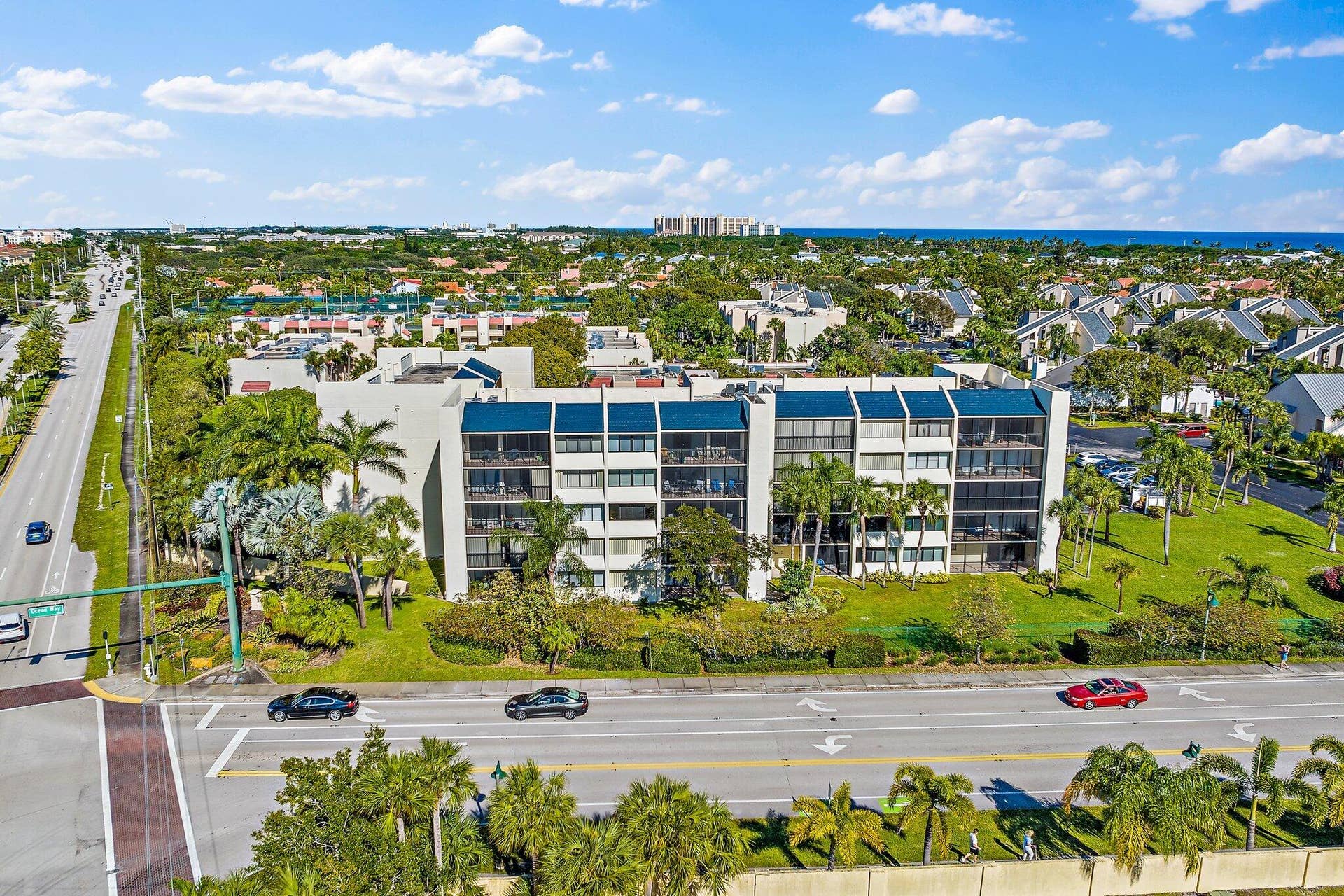 011-1605US1NM1103-Jupiter-FL-SMALL