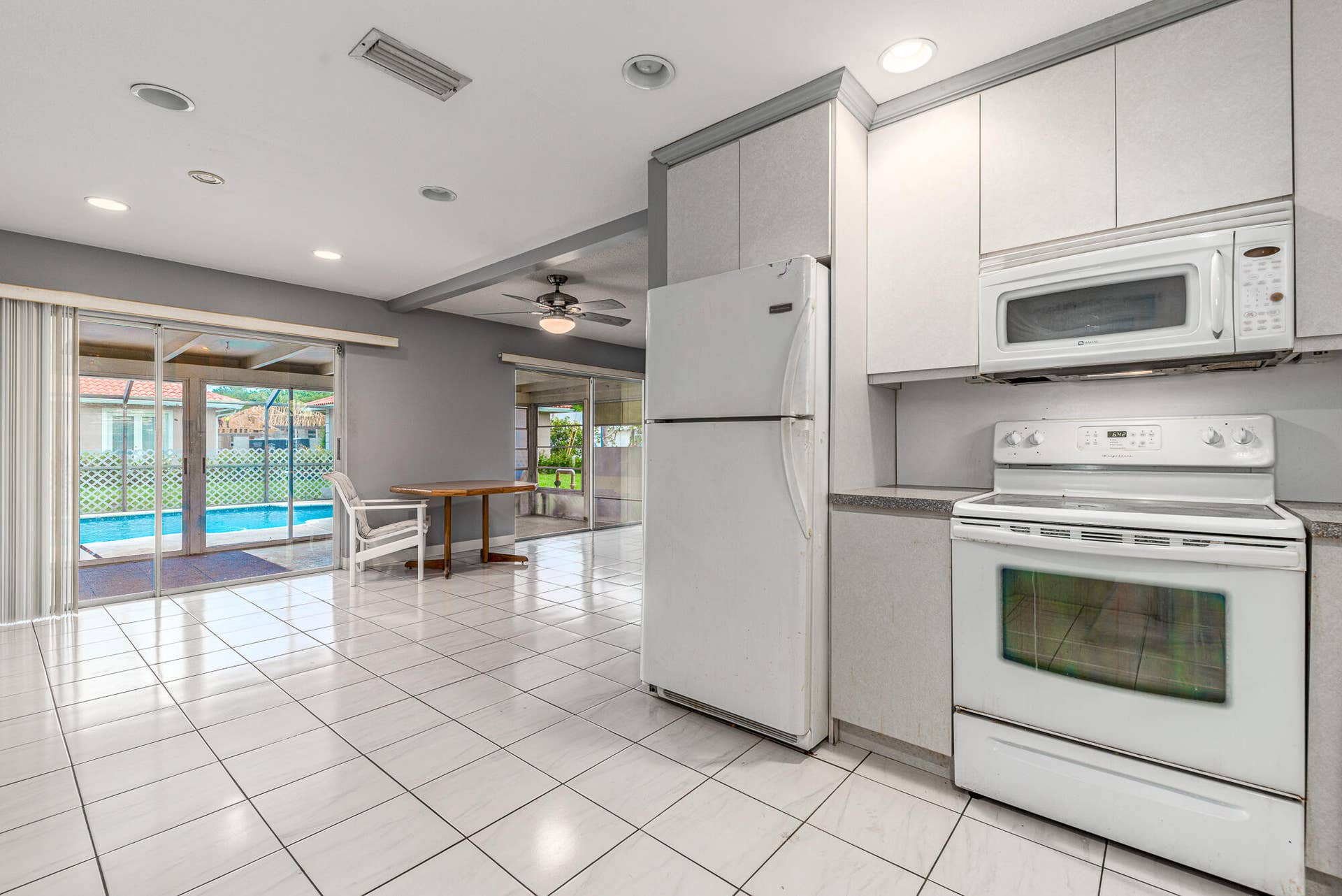 925 SE Osceola St, Stuart, FL 34994-7
