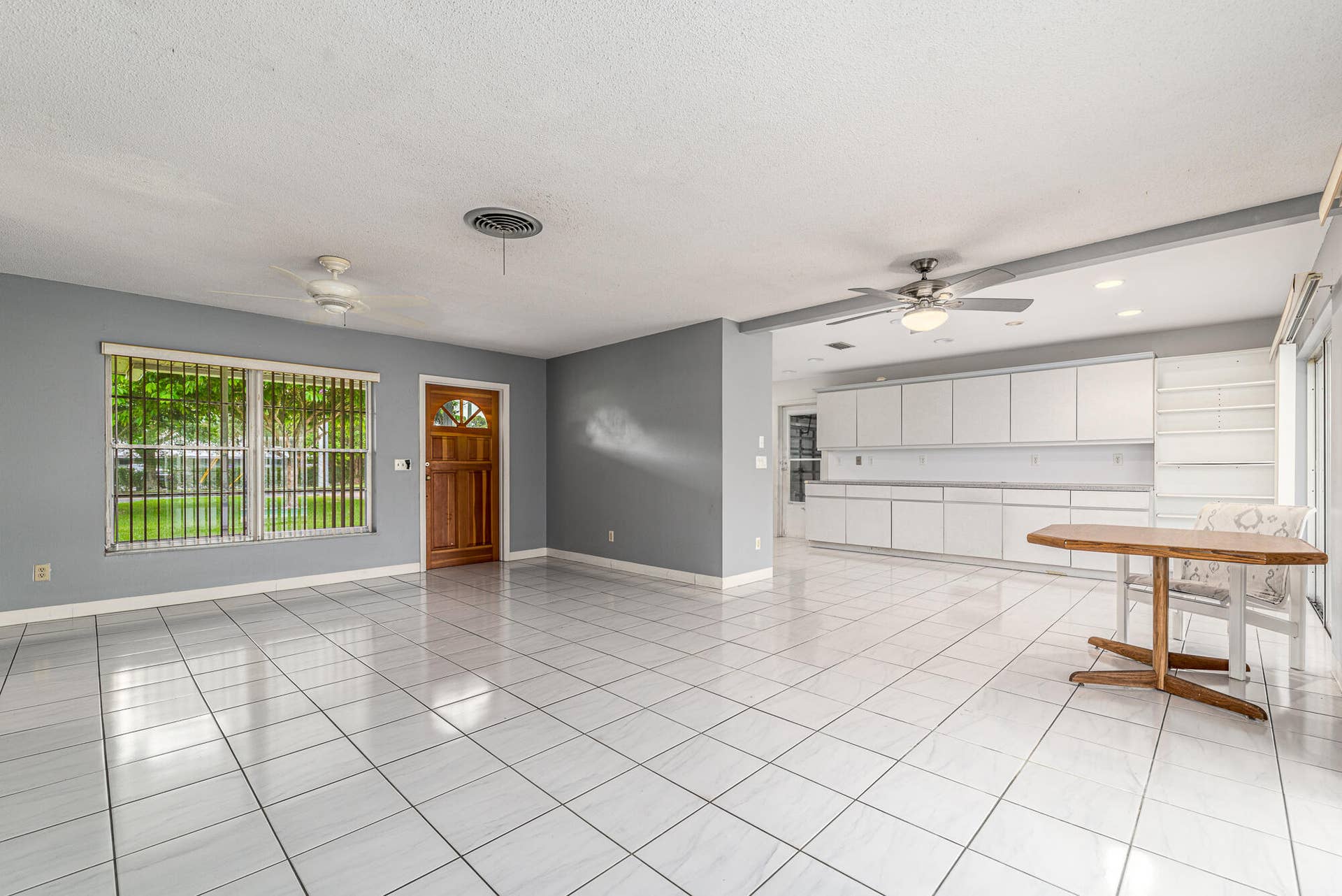925 SE Osceola St, Stuart, FL 34994-5