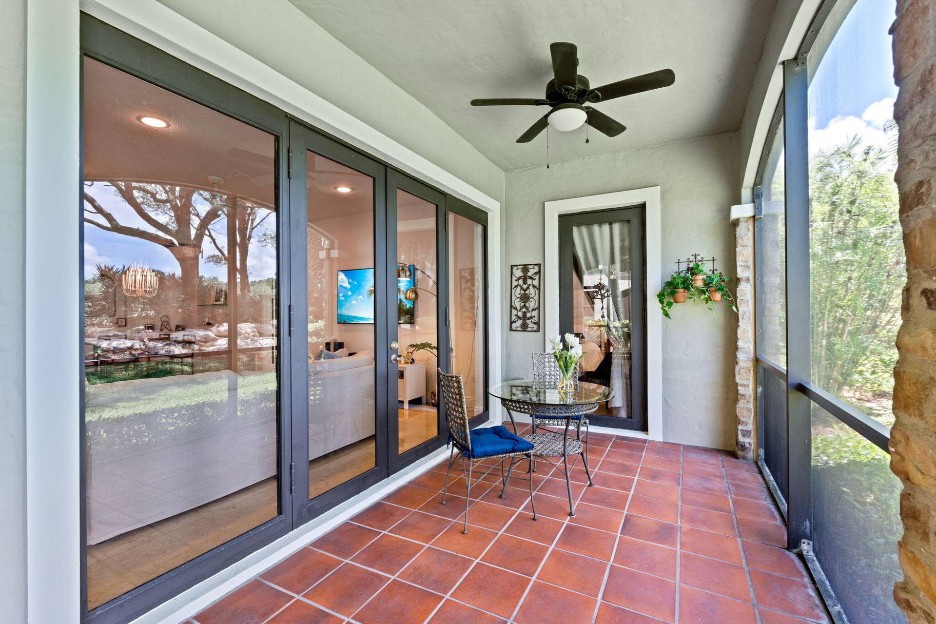 33-web-or-mls-A7406883