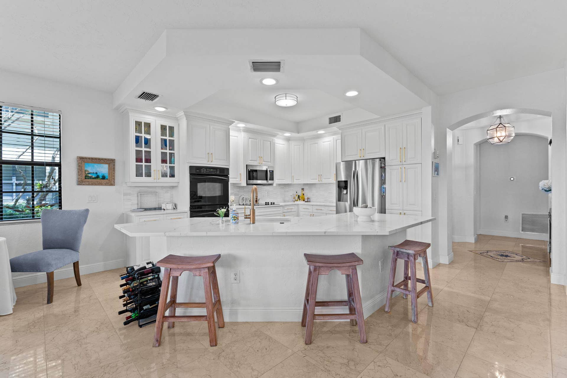 6-web-or-mls-A7406841