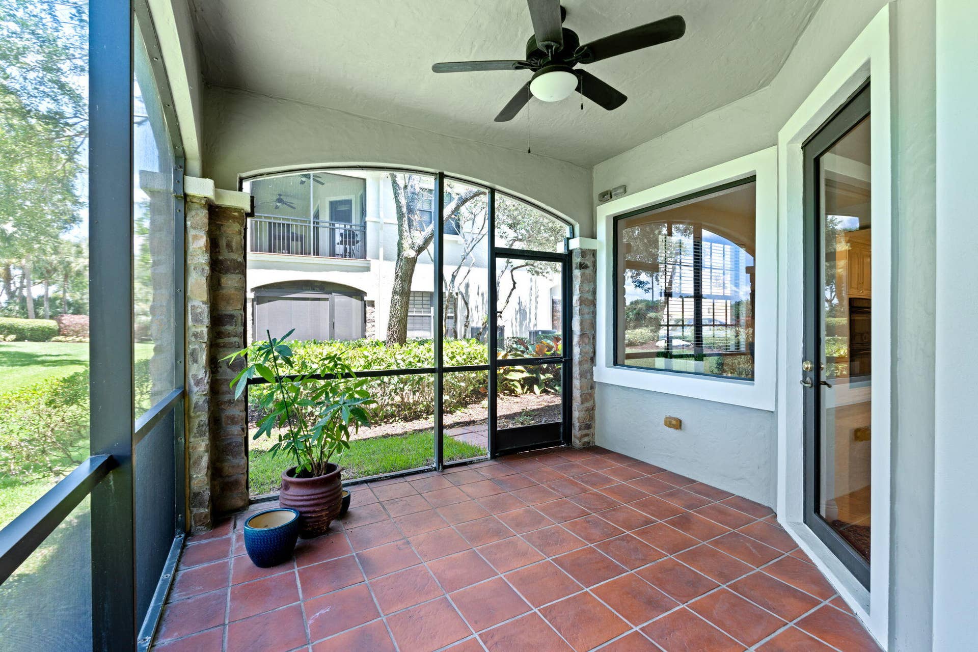 35-web-or-mls-A7406886