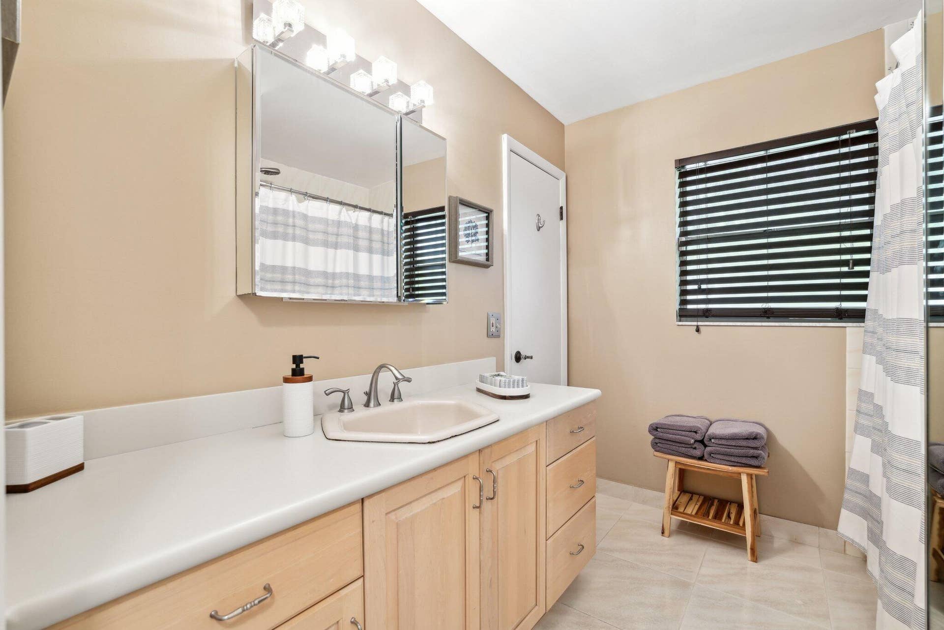 910 Banyan Drive, Delray Beach, FL 33483 910 Banyan Drive - 67.jpg-SMALL